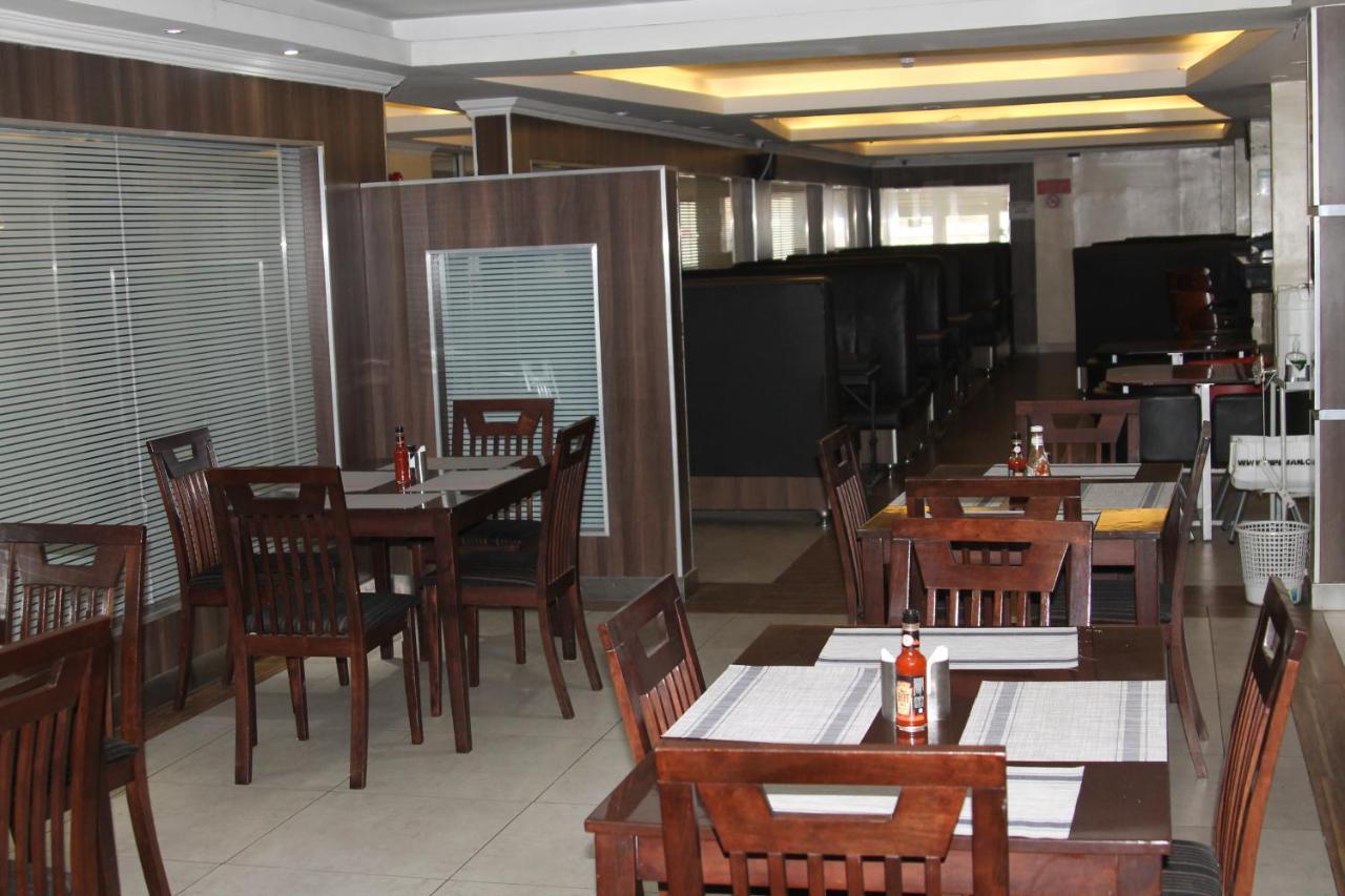 Airport Landing Hotel Nairobi Exteriör bild