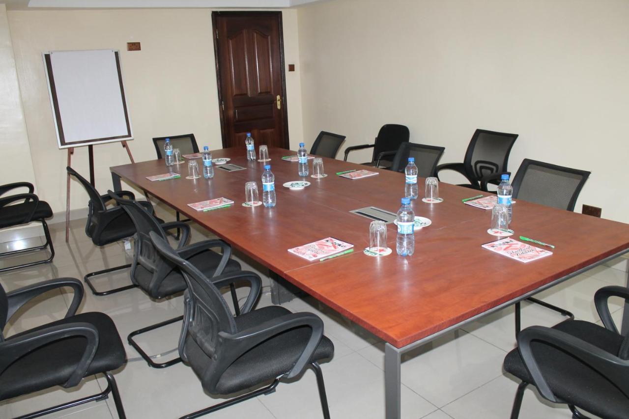 Airport Landing Hotel Nairobi Exteriör bild