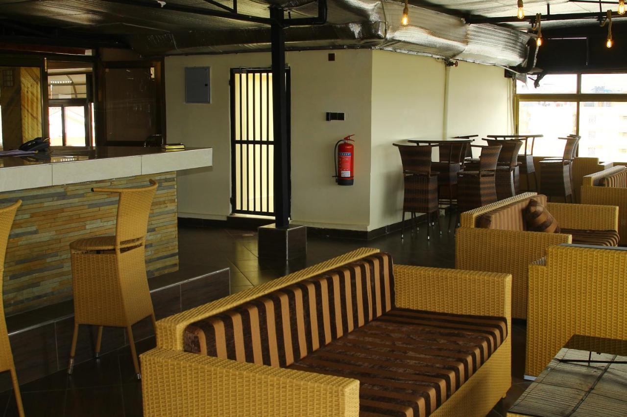 Airport Landing Hotel Nairobi Exteriör bild