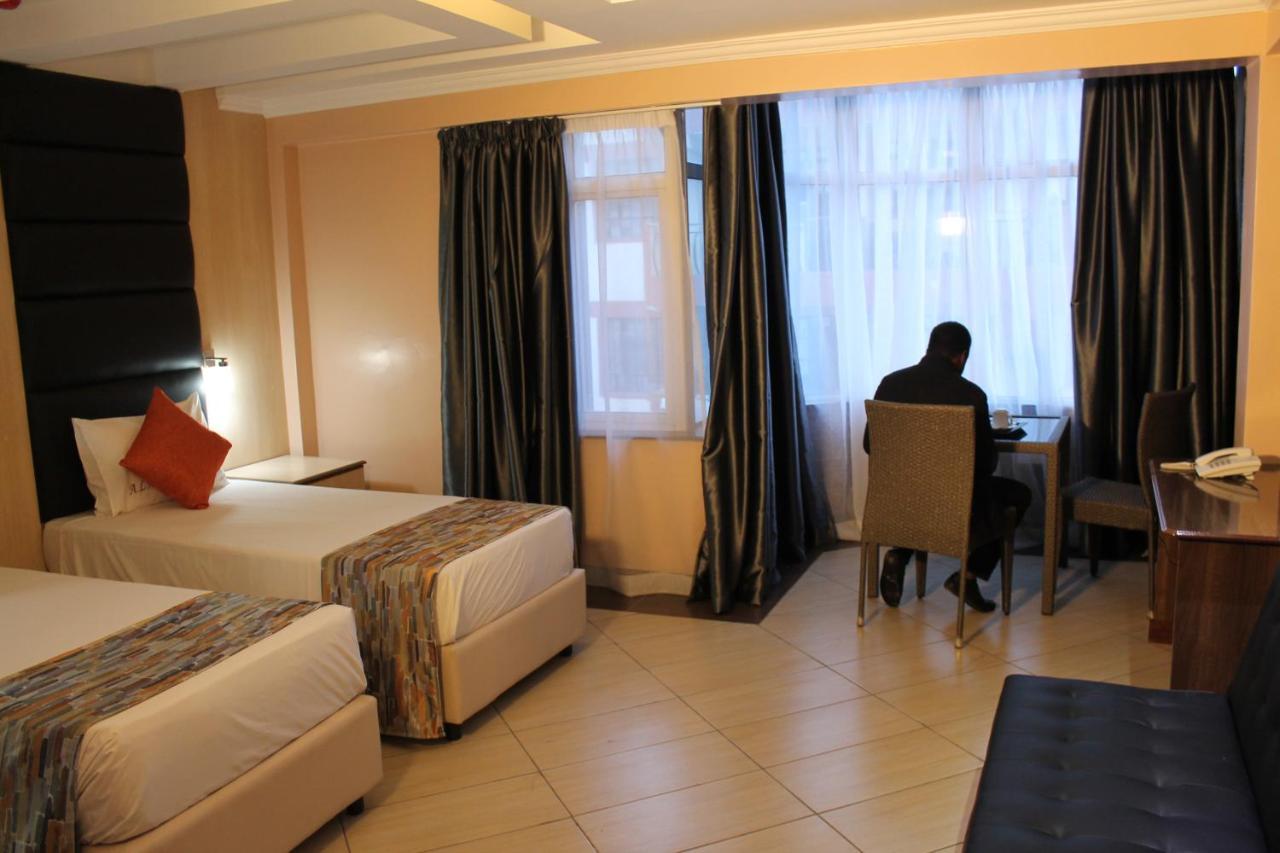 Airport Landing Hotel Nairobi Exteriör bild