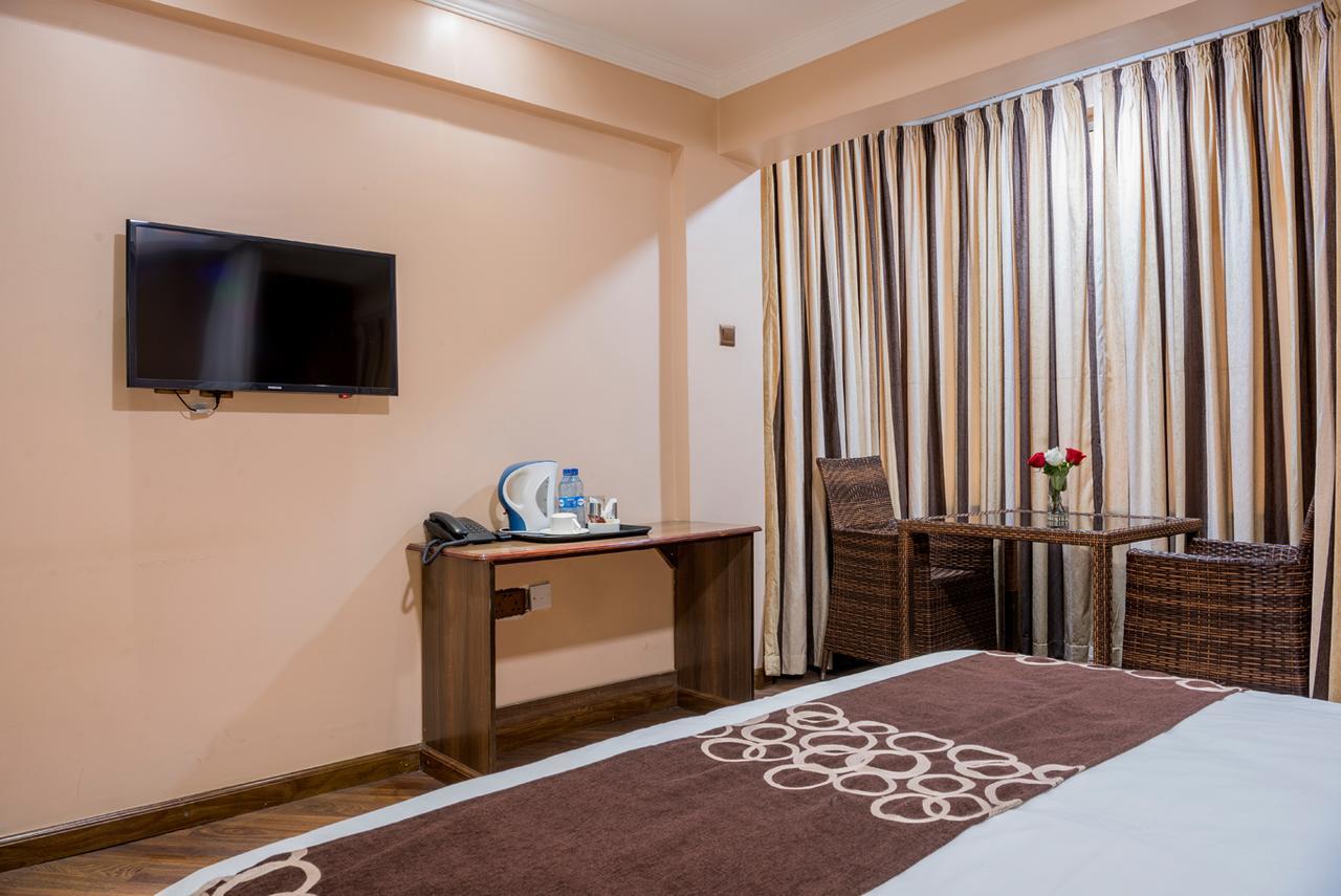 Airport Landing Hotel Nairobi Exteriör bild
